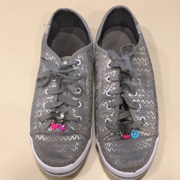 Keds Grey/Silver tennis shoes size 5.5 - Picture 1 of 9